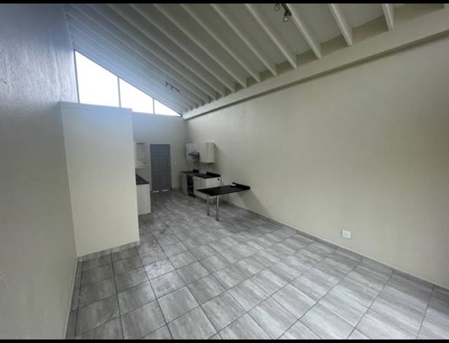2 BEDROOM APARTMENT FOR SALE IN BEVERLEY